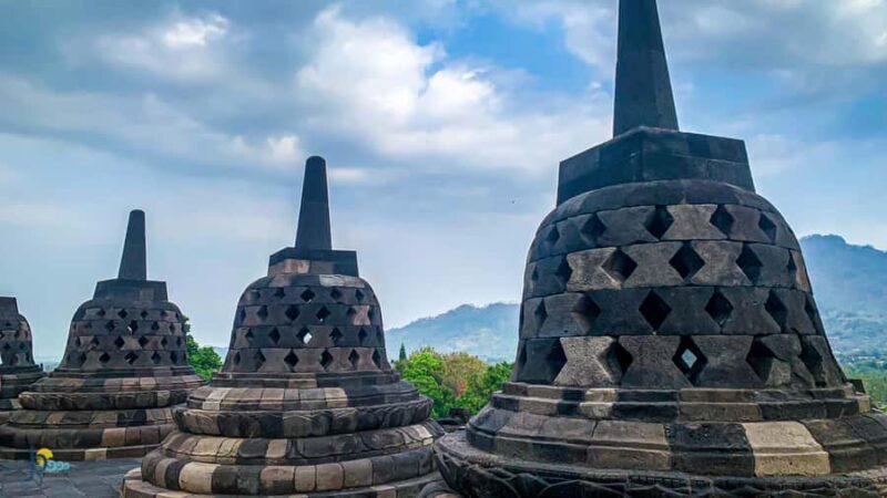 Borobudur temple structure (climb up) - Plaosan - Prambanan - Authentic Experiences & Insider Tips