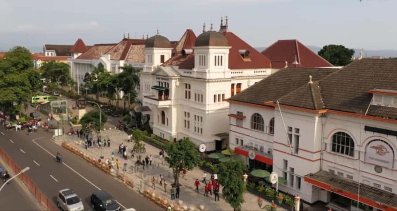 Borobudur to Malioboro: Stones, Spires & City Lights - Transitioning to Yogyakarta: The City’s Vibrant Heart