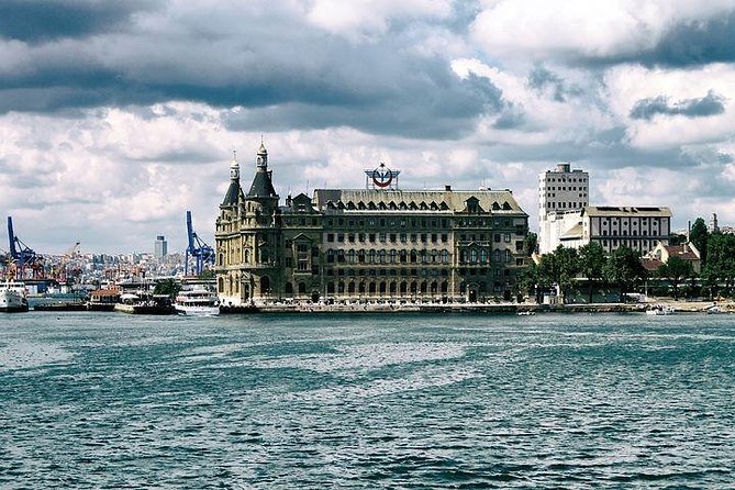 Bosphorus Cruise With Unlimited Alcohol - Cancellation Policy and Reviews