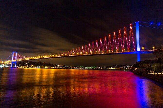 Bosphorus Dinner Cruise With Live Performance - Unlimited Soft Drinks and Dinner