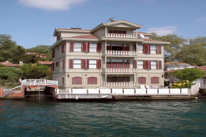 Bosphorus, Golden Horn and Eminönü District Tour - Expert Tour Guide