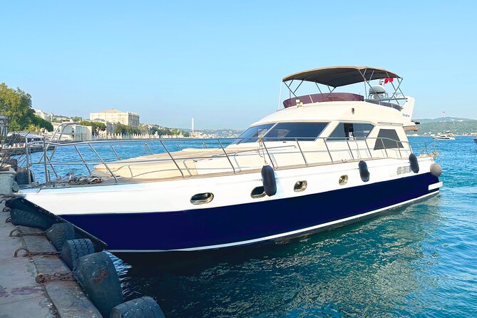 Bosphorus & Golden Horn: Sunset Yacht Cruise With Expert Guide - Yacht Cruise Experience