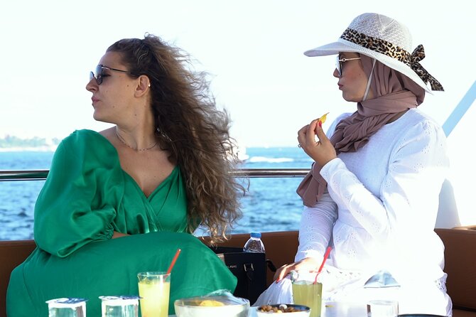 Bosphorus Guided Yacht Cruise With Stop on Asian Side - Tour Overview