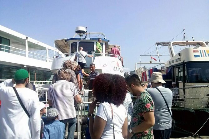 Bosphorus Sightseeing Boat Cruise - The Sum Up