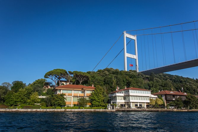 Bosphorus Strait Afternoon Cruise With Cable Car to Pierre Loti Hill - Must-See Attractions