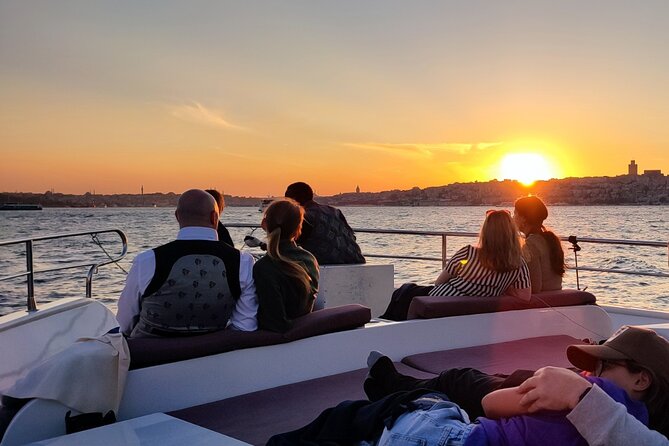 Bosphorus Sunset Cruise on Deluxe Yacht in Istanbul - Hotel Pick-up and Comfortable Transportation