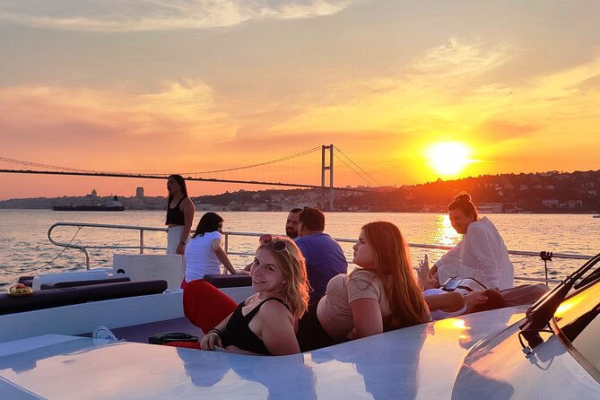 Bosphorus Sunset Cruise on Luxury Yacht - Reviews