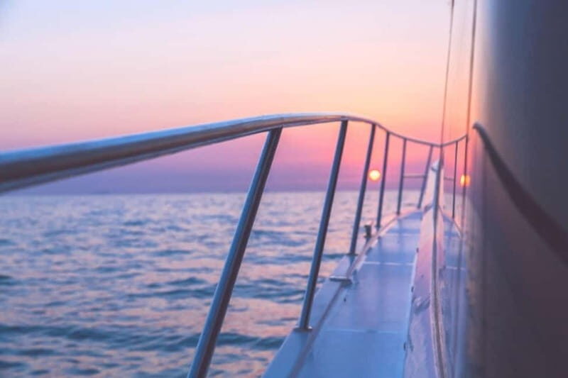 Bosphorus: Sunset Yacht Cruise with Guide, Snacks and Wine - FAQ