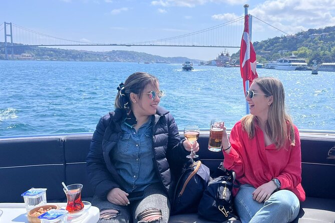 Bosphorus Yacht Cruise With Stopover on the Asian Side - (Morning or Afternoon) - Weather and Minimum Traveler Requirements