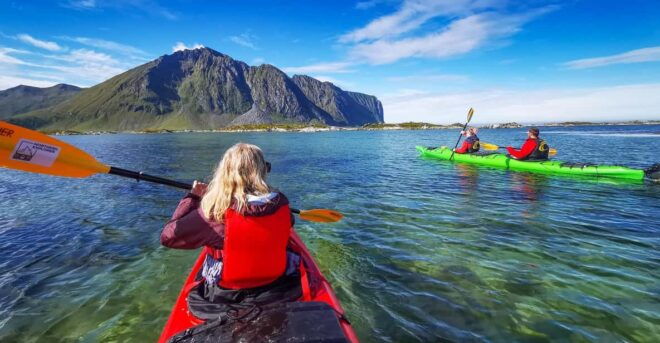 Bøstad: Kayaking Tour in Lofoten With Snacks - Pricing and Cancellation