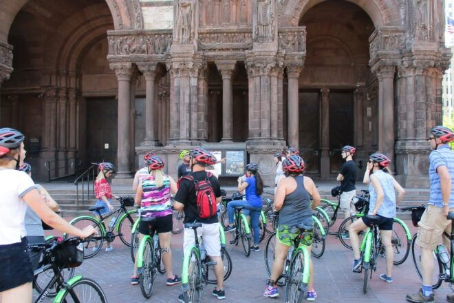Boston: 2.5-Hour City View Bike Tour - Participant Requirements
