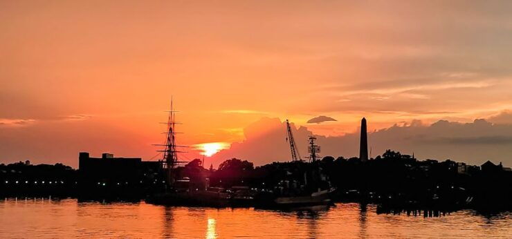 Boston: Boston Harbor Sunset Cruise - Experience Highlights