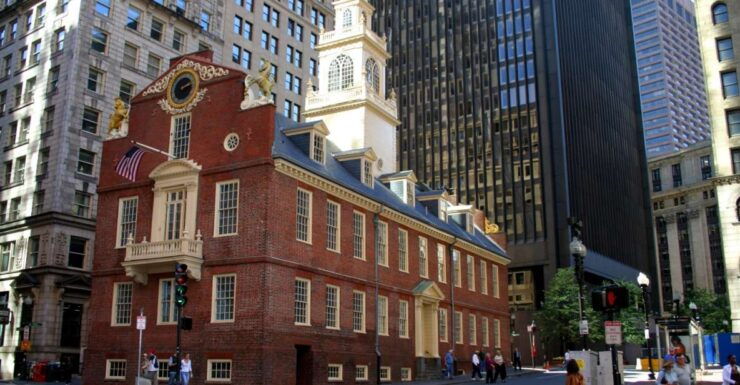 Boston: Ghost-Themed Self-Guided Walking Tour - Haunted Locations