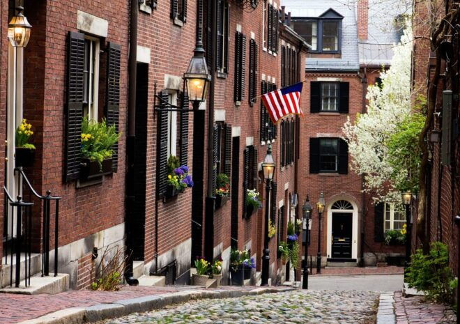 Boston: Haunted Streets Walking Tour - Graveyards and Paranormal Encounters