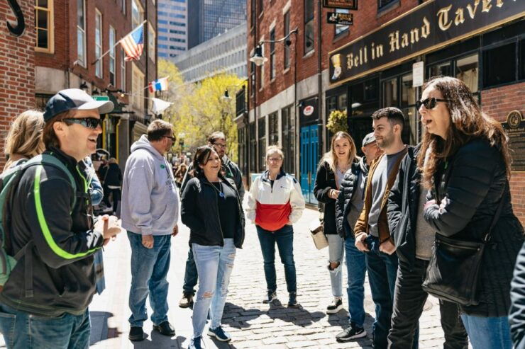 Boston: History Pub Crawl Tour Along the Freedom Trail - Experience Highlights