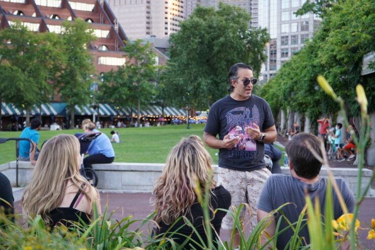 Boston: Mobsters, Mayhem and Murder Walking Tour - Tour Duration and Meeting Point