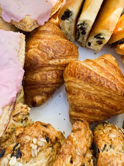 Boston: Sunday Pastry & Prosecco Sail on Boston Harbor - An Authentic Peek into Boston Harbor on a Sunday Sail