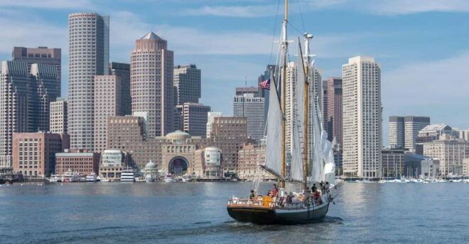 Boston: Weekend Mimosas and Brunch Sail on Boston Harbor - Itinerary Highlights