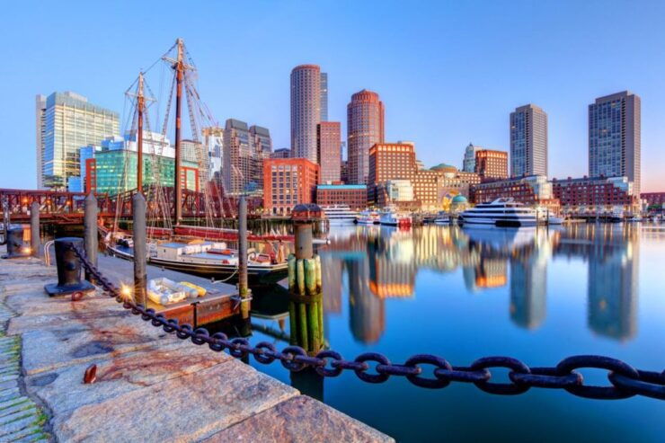 Boston's Historic Heart: A Walk Through Time - Historical Landmarks and Architecture