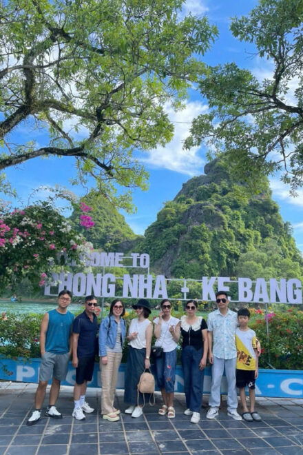 Botacnic Garden, Paradise Cave & Phong Nha Cave Tour - Booking Information