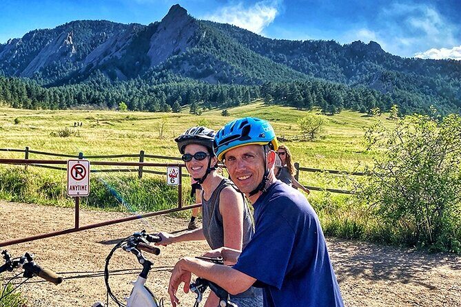 Boulder Joyride Guided eBike Tour - Stop 3: Downtown Boulder and Pearl Street Mall