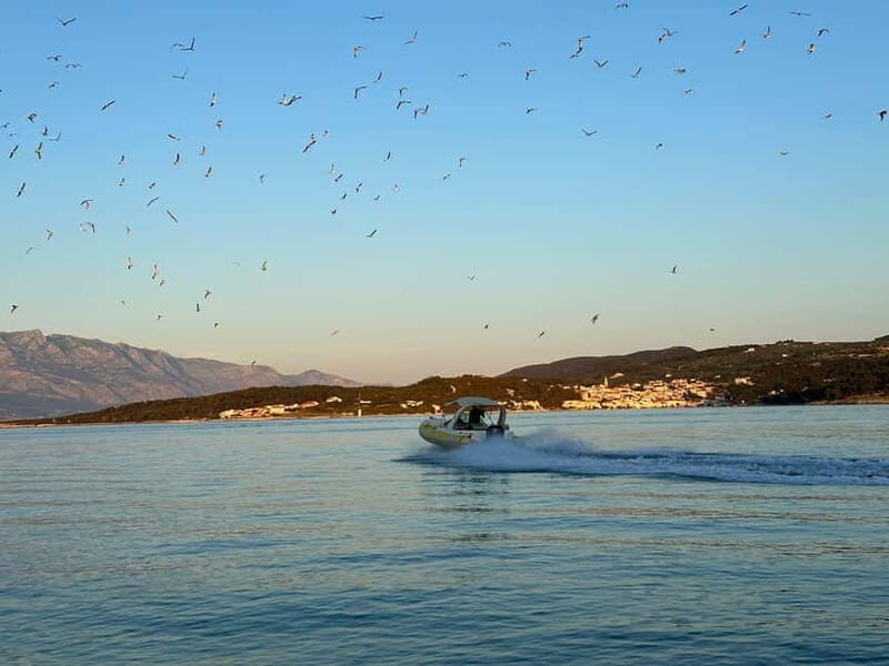 Bra: Adriatic Boat Tour with Vruja Bay and Brela Stone - FAQ