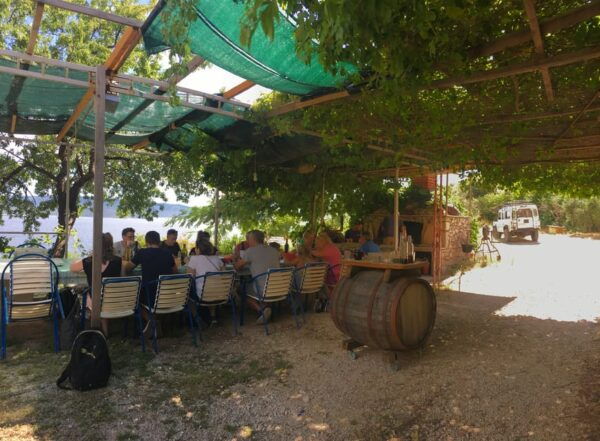 Brač: Island Exploration Tour by Four-Wheel Drive Jeep - Vidova Gora and Local Winery