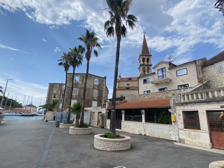 Brač Island Private Speedboat Tour From Split and Trogir - Experience Itinerary and Activities