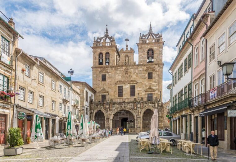 Braga and Guimarães Day Trip from Porto - Practical Considerations