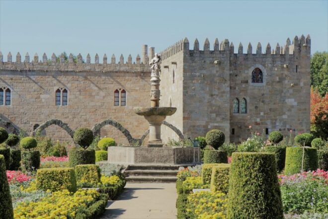 Braga and Guimarães Historical and Cultural Tour From Porto - Additional Information