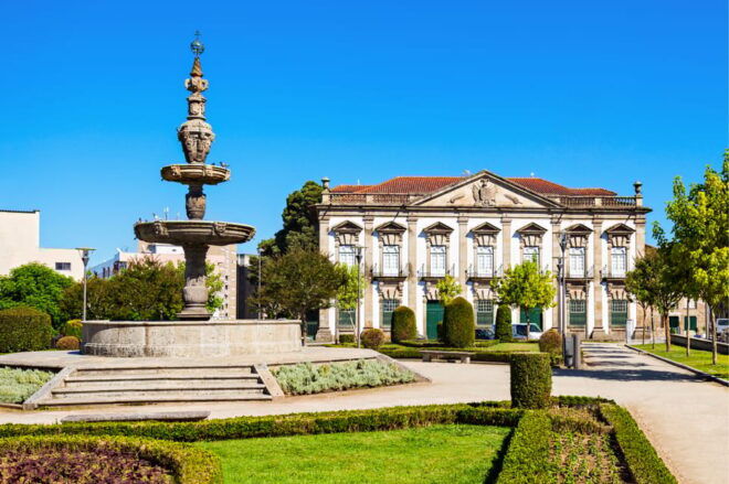 Braga: App Guided Tour With Puzzles - Booking and Cancellation Policy