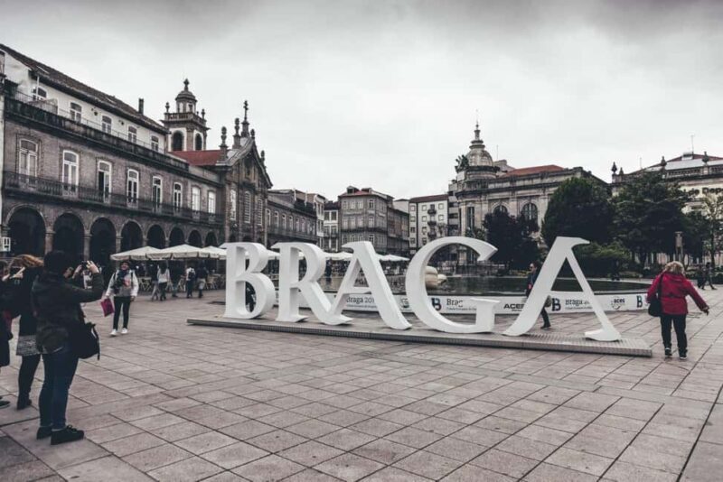 Braga & Guimaraes: Tour by Private Car - Exploring Braga and Guimarães: A Detailed Breakdown