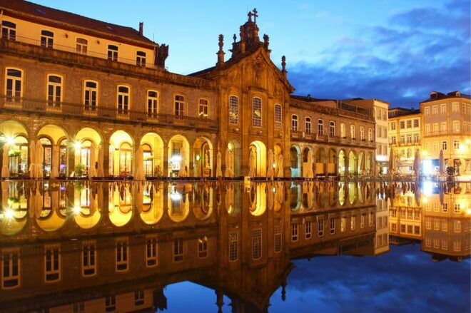 Braga: Highlights App Guided Tour With Puzzles - Essential Information
