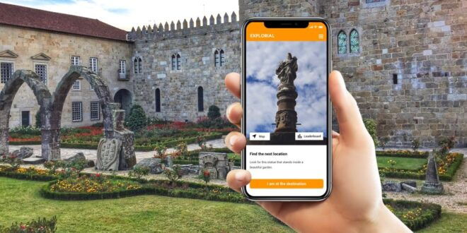 Braga: Scavenger Hunt and City Highlights Walking Tour - Description