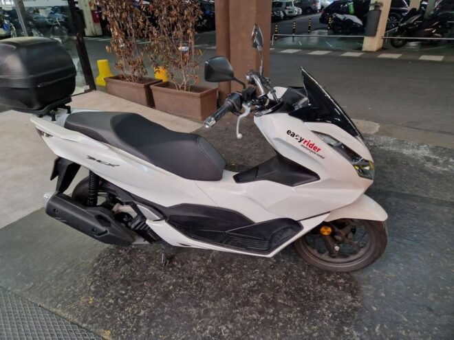 Braga: Scooter Rental - Competitive Rates and Cancellation Policy