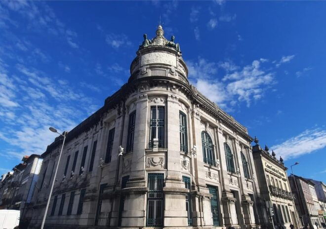 Braga: Sights & Highlights Walking Tour - Booking Process and Meeting Point
