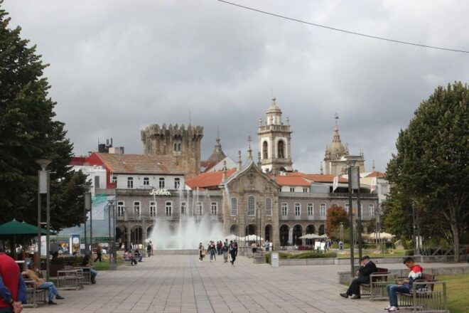 BRAGA: TOUR HD BRAGA SEDAN - Inclusions