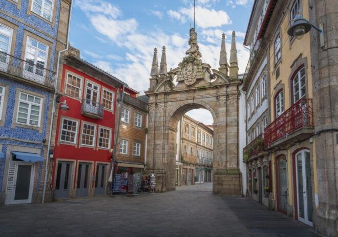 Braga's Family Discovery Trail: A Walk Through History - Includes