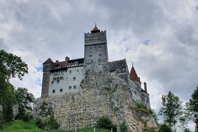 Bran Castle & Peles Castle - Premium Private Tour - Frequently Asked Questions