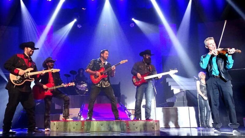 Branson: America's Top Country Hits Show - Authenticity and Audience Feedback