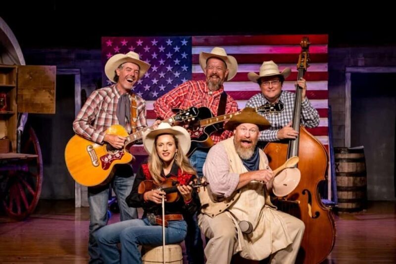 Branson: Chuckwagon Dinner Show and Outdoor Drama - A Closer Look at the Itinerary and Experience