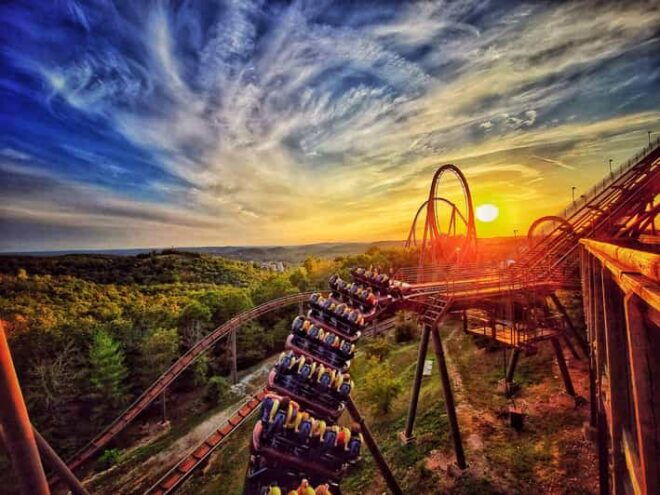 Branson: Silver Dollar City Theme Park Tickets - Iconic Rides and Attractions