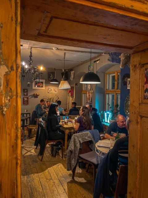 Brasov Brew Cruise: A Hoppy Adventure Through History - The Journey Through the City