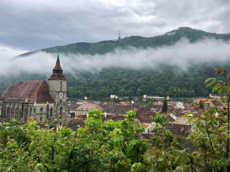 Brasov Brew Cruise: A Hoppy Adventure Through History - Beer Tasting and Community Vibe