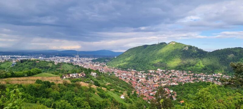 Brasov's Mountain Hike tour with Daisy - The Sum Up