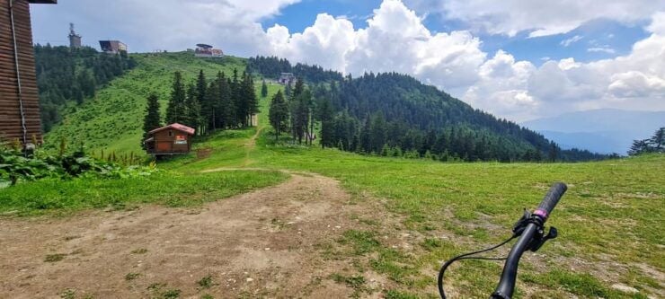 Brasov`S Mountain`S E-Mtb Tour With Daisy - Key Points