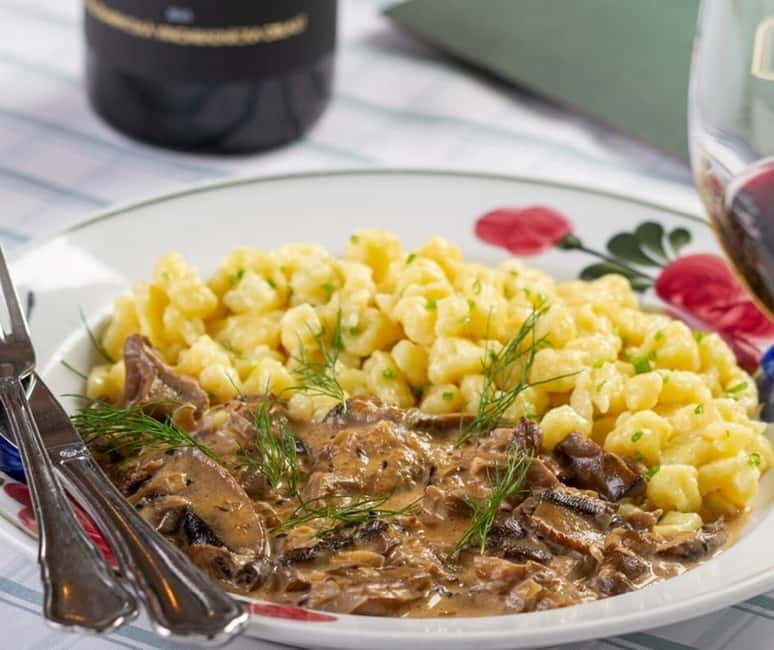 Bratislava: 3-Course Meal at a Traditional Restaurant - Discovering Bratislava’s Flavors: A 3-Course Meal at Zylinder Restaurant