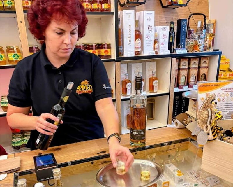Bratislava: 30 Minute Mead and Honey Tasting Experience - The Experience in Detail