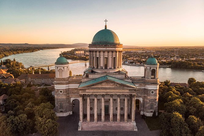Bratislava-Budapest One-Way Sightseeing Transfer - Pickup Information