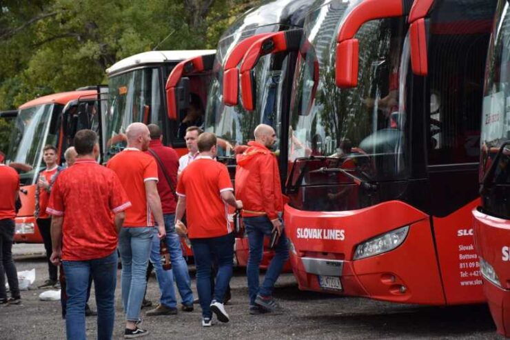 Bratislava: Bus Transfer To/From Vienna Airport - Good To Know